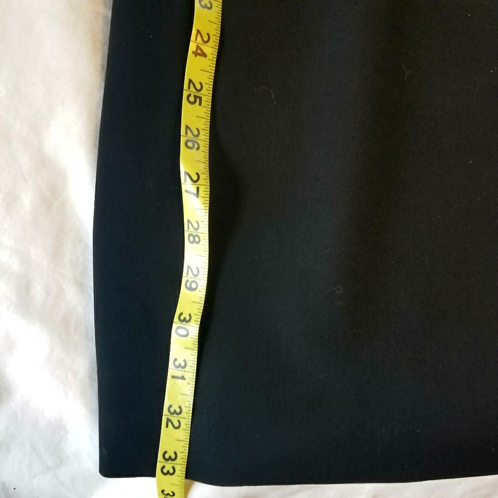 Trina Turk Black V-neck Dress Sz 0 - Picture 3 of 5